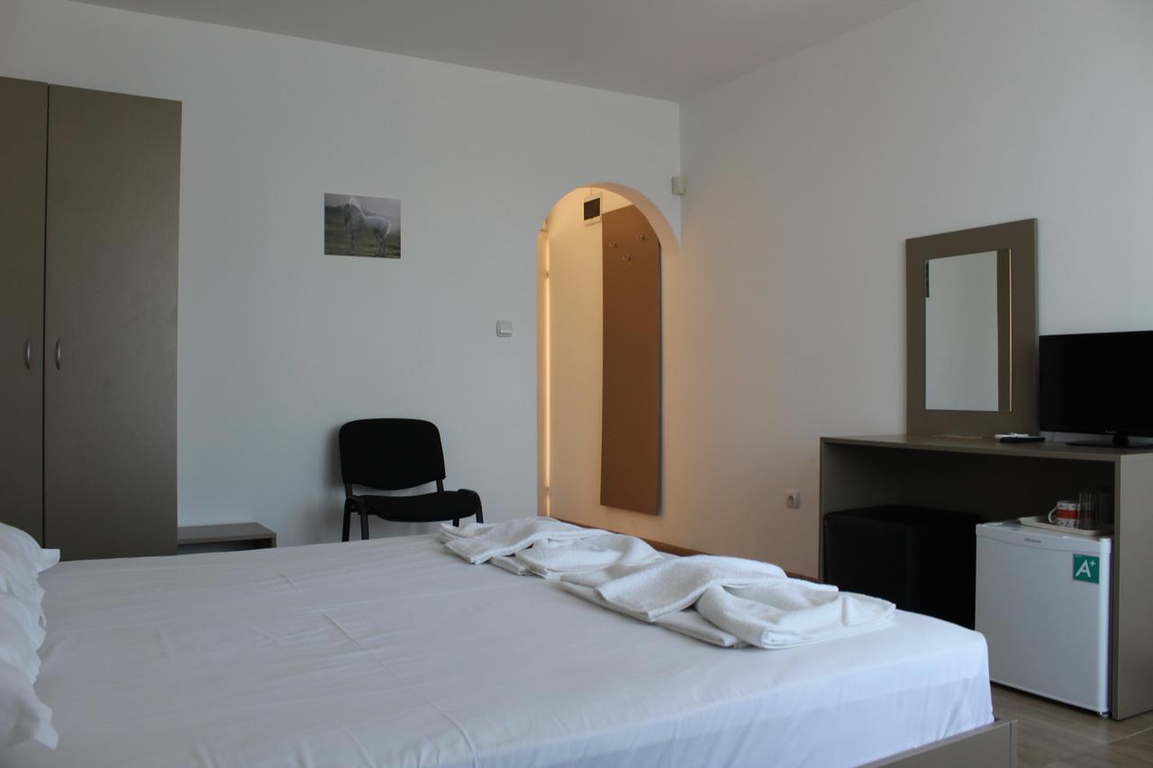 Siana House Hotel Ravda ภายนอก รูปภาพ